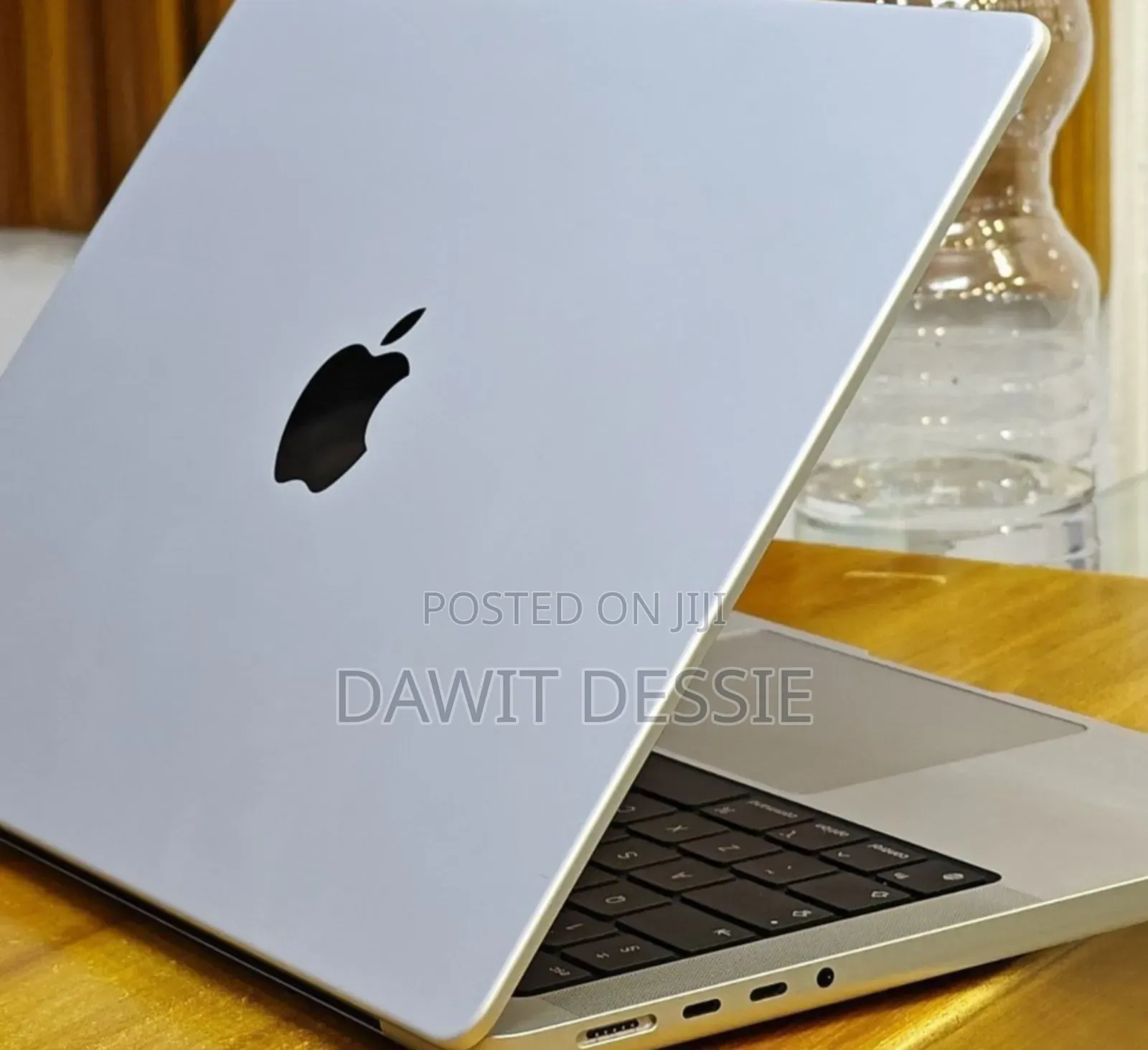 New Laptop Apple MacBook Pro M1 32GB Apple M1 Pro SSD 1T