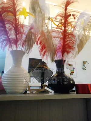 Photo - Vase / የአበባ ማስቀመጫ