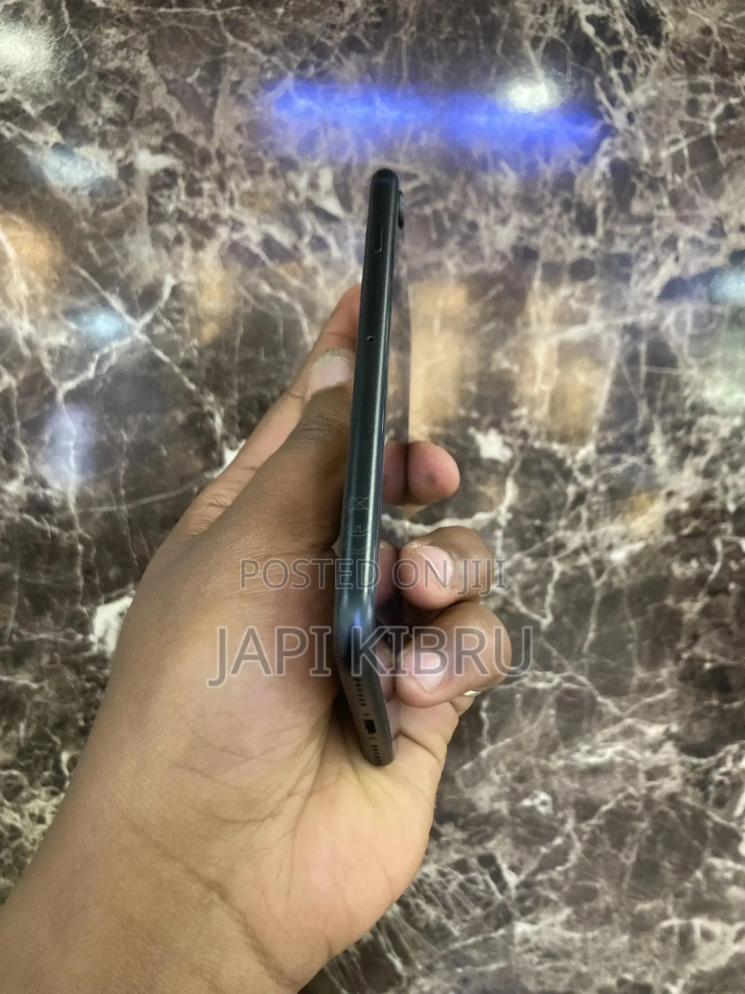 New Apple iPhone SE (2022) 64 GB Blue