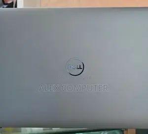 New Laptop Dell Precision 5540 16GB Intel Core I9 SSD 512GB