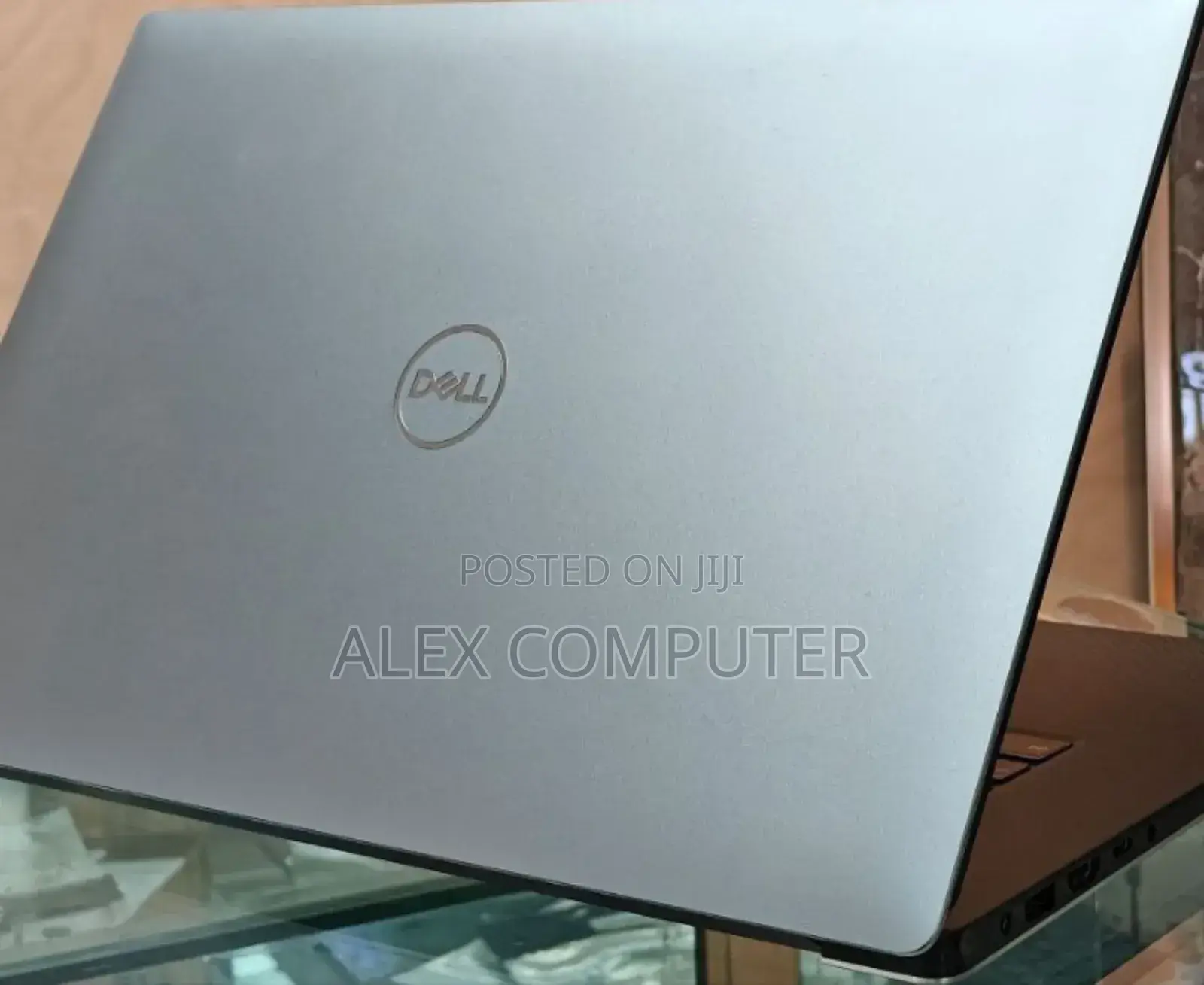 New Laptop Dell Precision 5540 16GB Intel Core I9 SSD 512GB