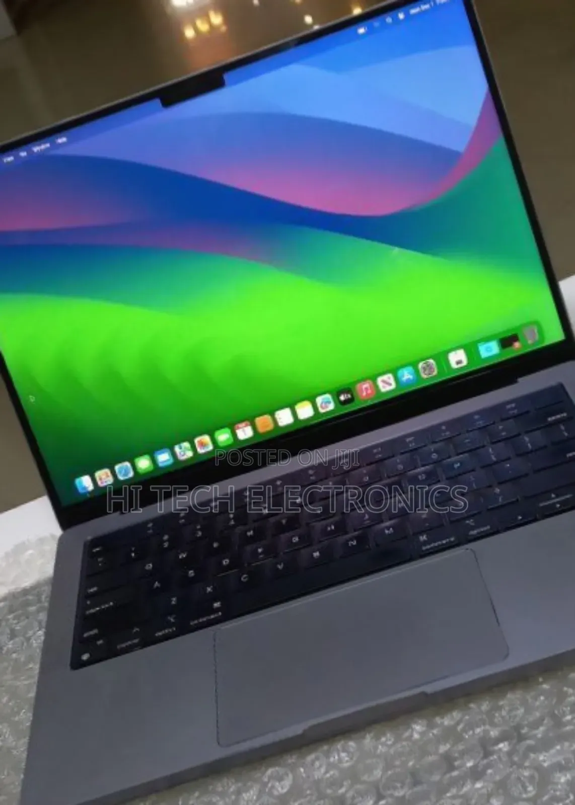 New Laptop Apple MacBook Pro M1 16GB Apple M1 Pro SSD 512GB