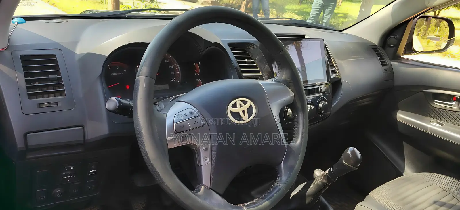 Toyota Hilux 2014 Gray