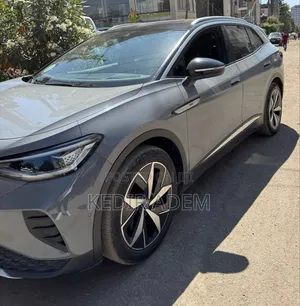 Volkswagen ID.4 2023 Maroon