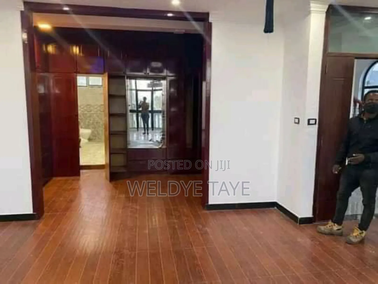 Furnished 7bdrm House in Yeka for sale