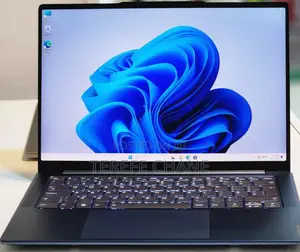 Photo - New Laptop Lenovo ThinkPad Yoga 16GB Intel Core I7 SSD 1T