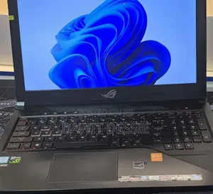 New Laptop Asus 16GB Intel Core I7 SSD 1T