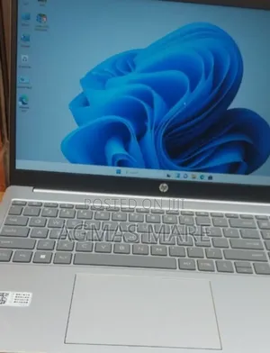 Photo - New Laptop HP EliteBook X360 1040 G7 16GB Intel Core I7 SSD 512GB