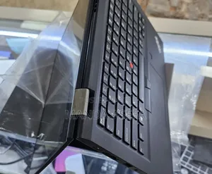 New Laptop Lenovo ThinkPad X390 Yoga 16GB Intel Core I7 SSD 512GB