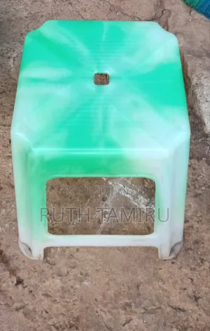 Plastic Chair ወንበር