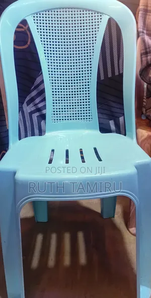 Plastic Chair ወንበር