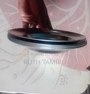 ለምግብ ቤት የሚሆተነ ትሪዎች