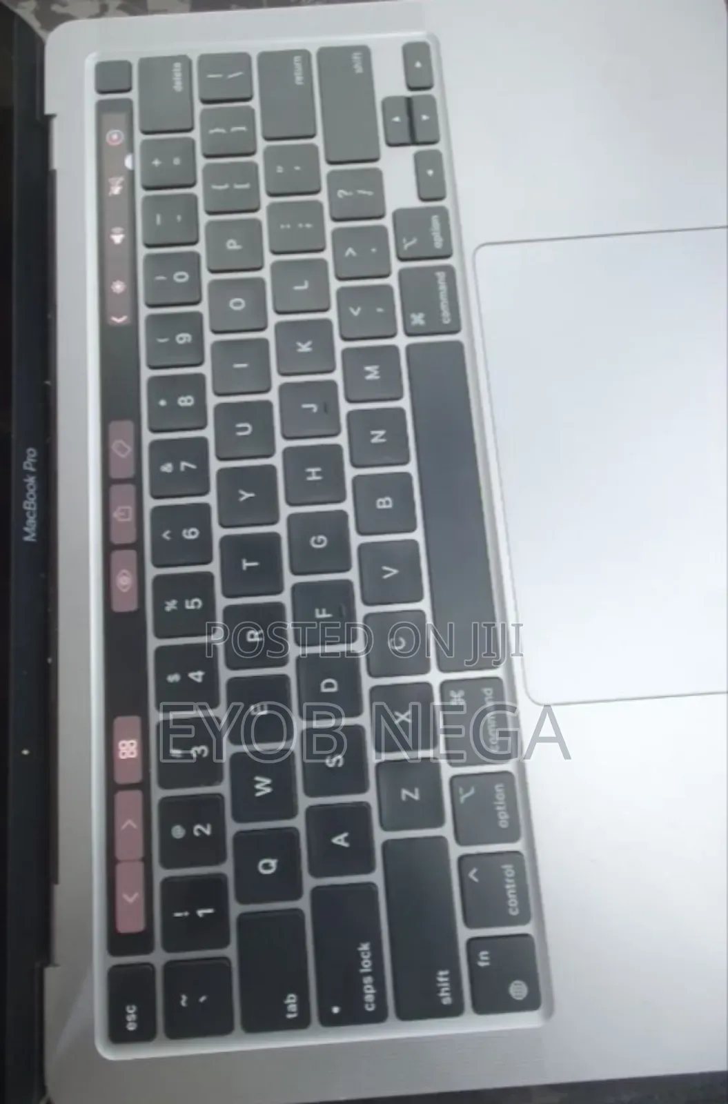 New Laptop Apple MacBook Pro 2022 M2 8GB Apple M2 SSD 256GB