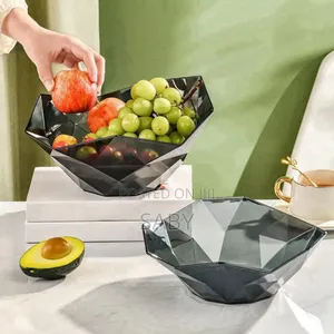 Geometric Clear Fruit Bowel