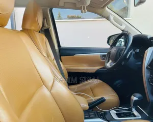 Toyota Fortuner 2.4 D RWD 2017 Gray