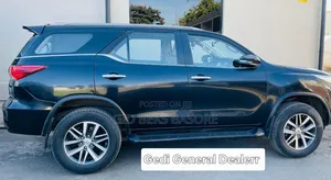 Toyota Fortuner 2017 Black