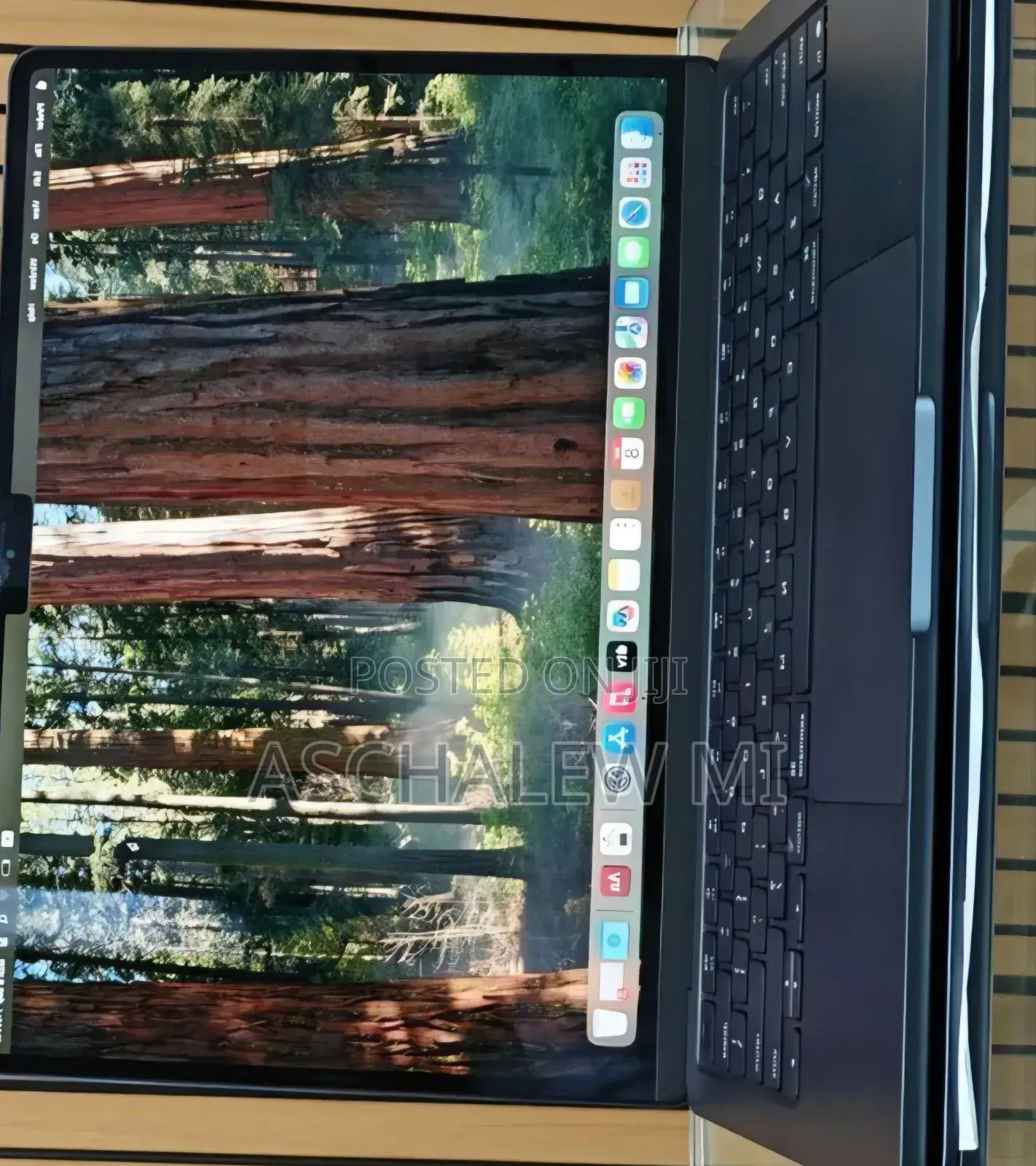New Laptop Apple MacBook Air 2024 M3 13-Inch 8GB Apple M3 SSD 256GB