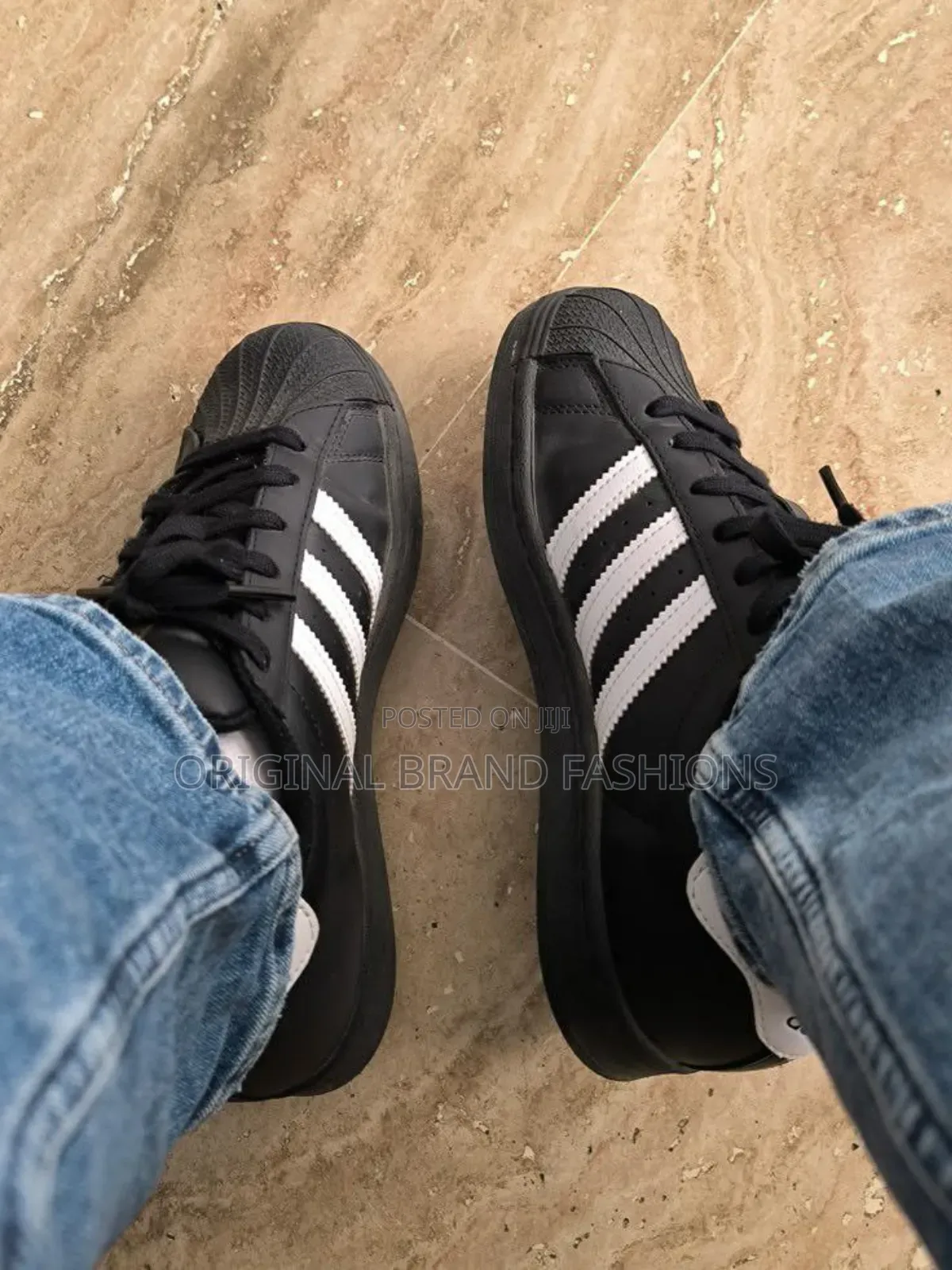 Adidas Old School