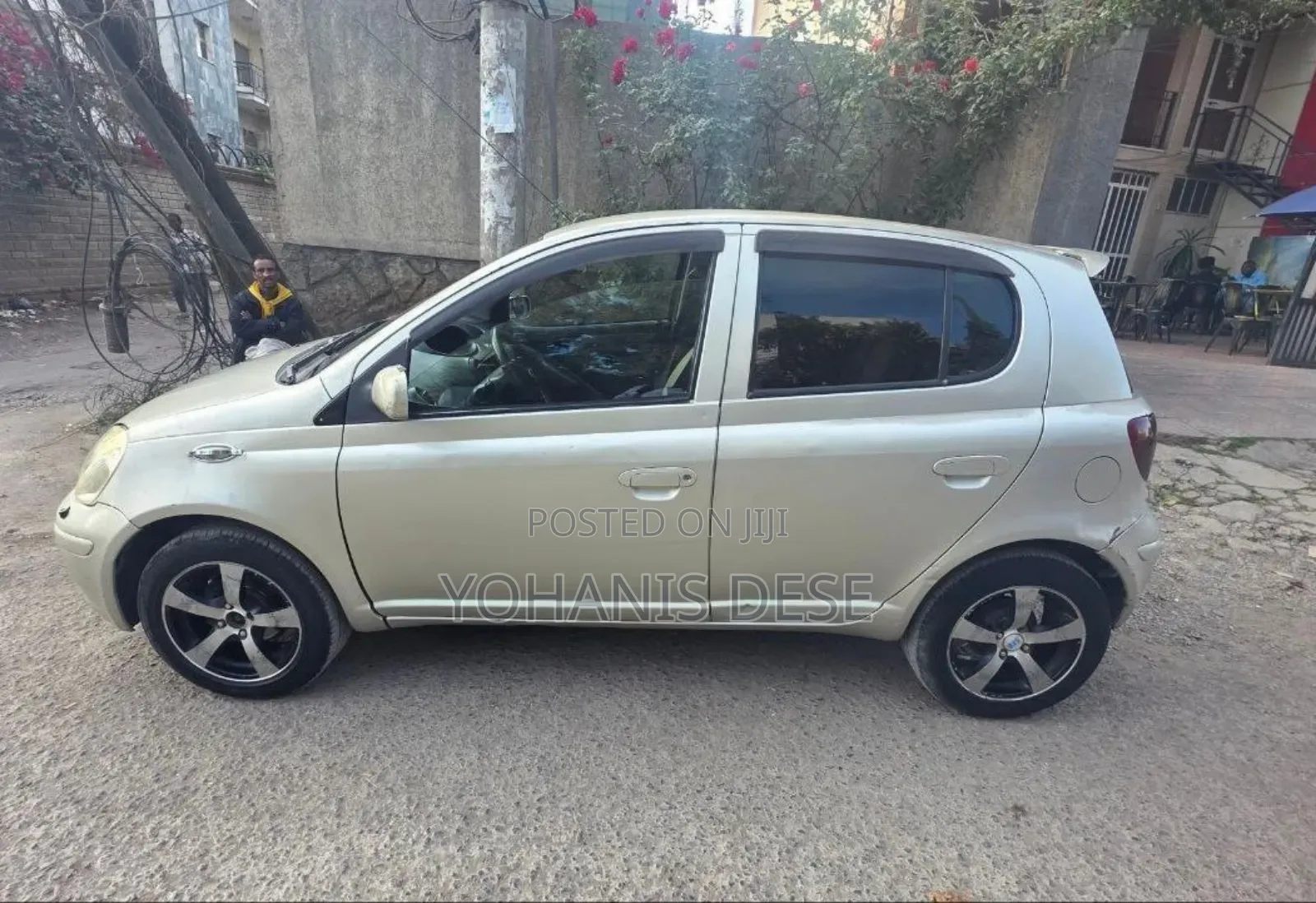 Toyota Vitz 2004 Gray