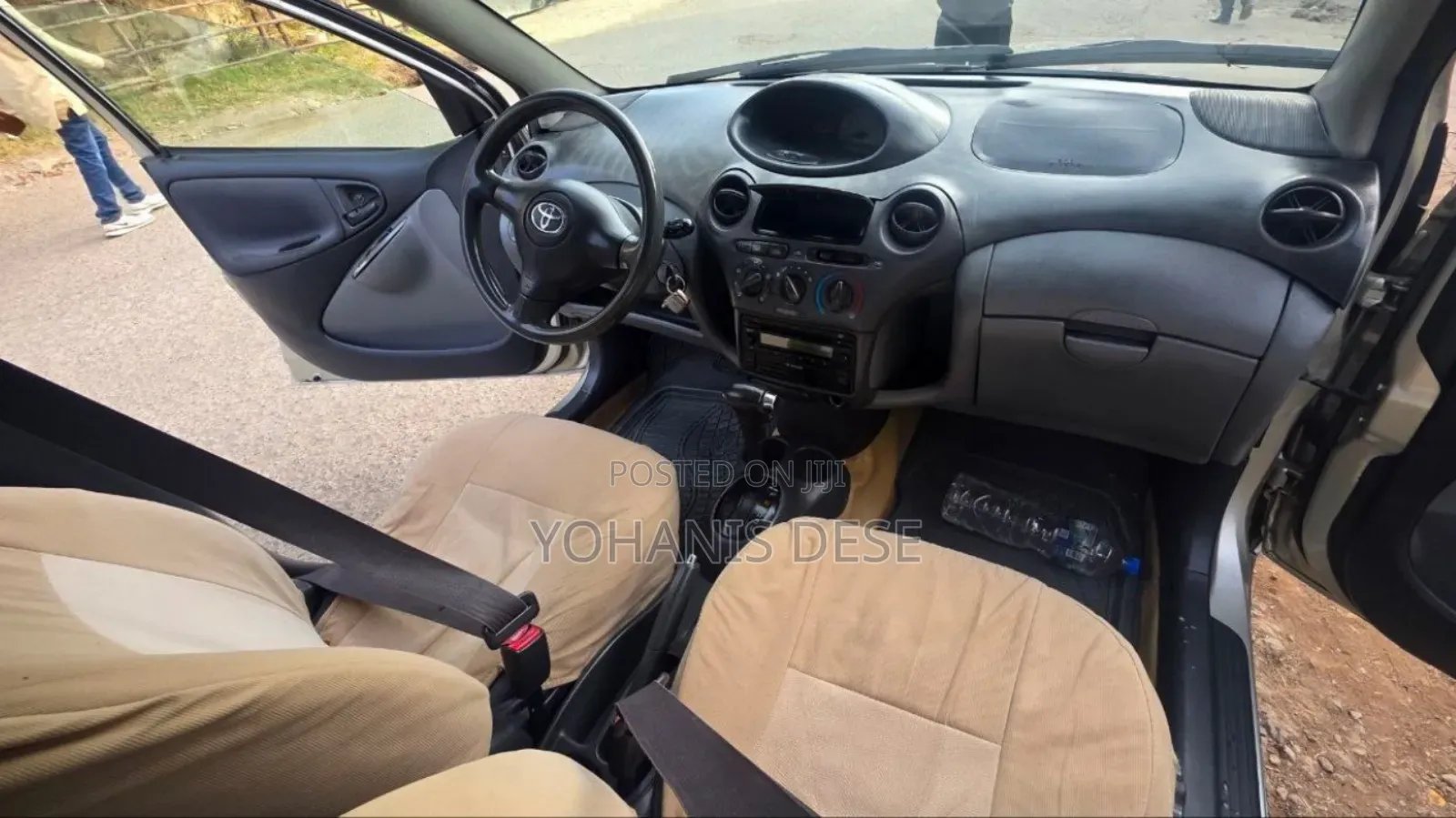 Toyota Vitz 2004 Gray