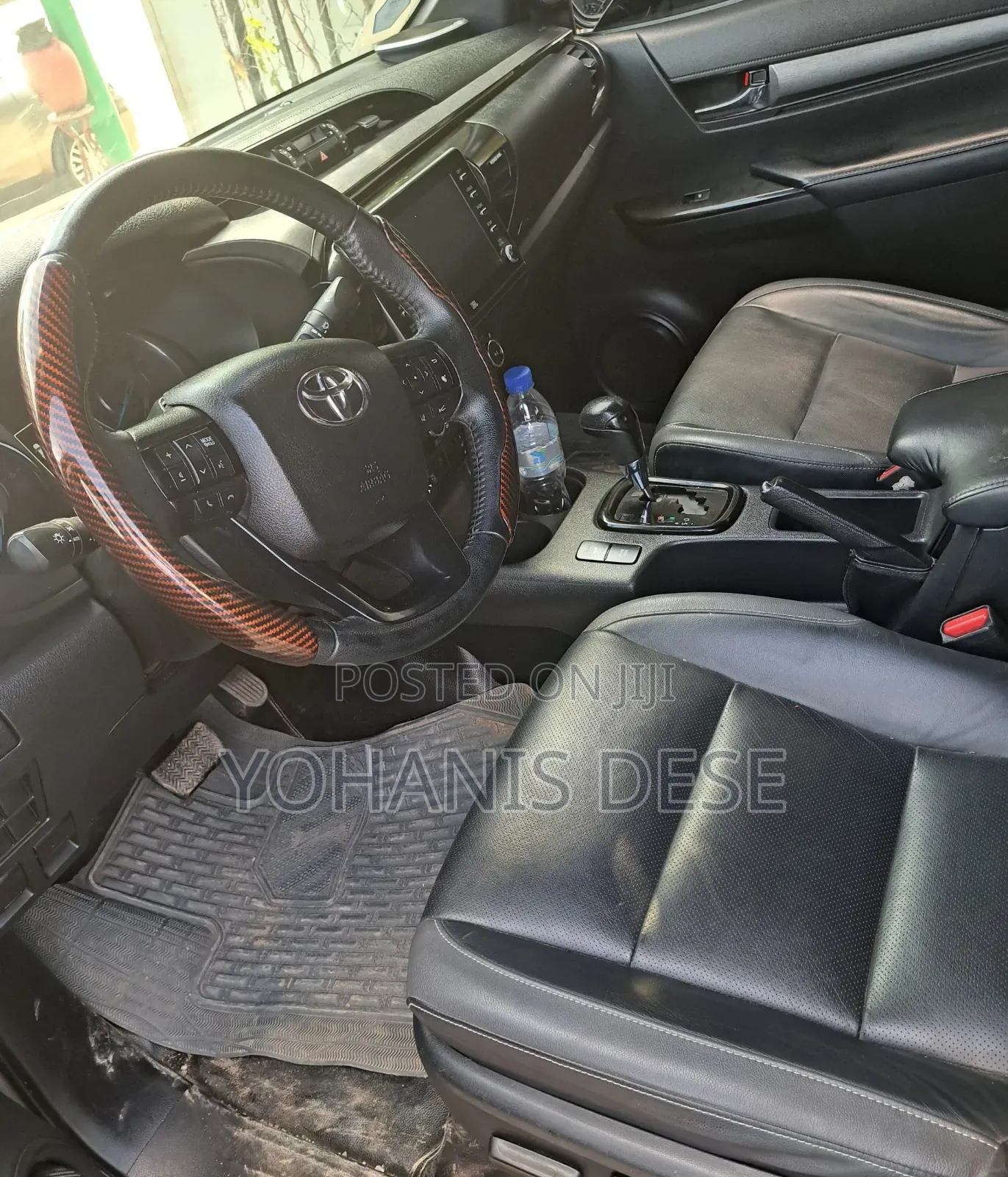 Toyota Hilux 2021 Gray