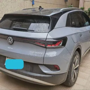 Volkswagen ID.6 2023 Teal