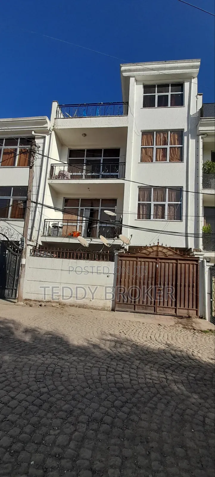 7bdrm House in Haile Garment, Nifas Silk-Lafto for sale