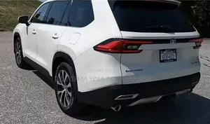 New Toyota Grand Highlander Hybrid 2025 Ivory