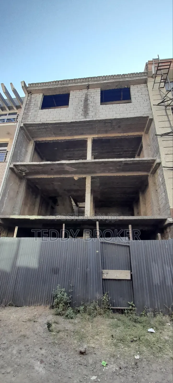 5bdrm House in Haile Garment, Nifas Silk-Lafto for sale