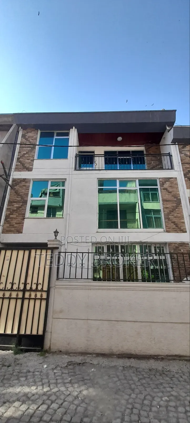 5bdrm House in Haile Garment, Nifas Silk-Lafto for sale