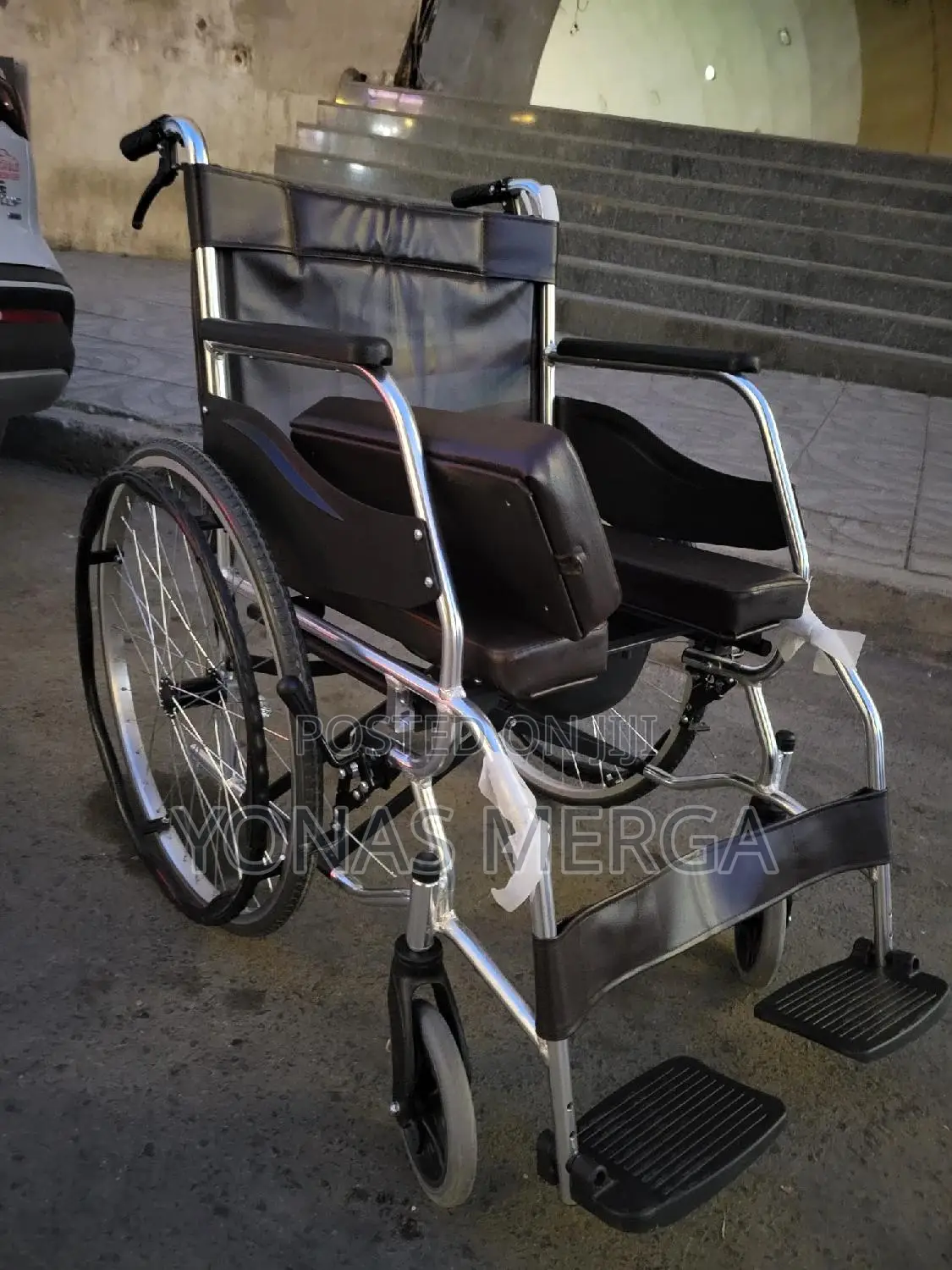 Toilet Wheelchair业嶮wilcher虢身wheelchair With Multiple Ideal Features.