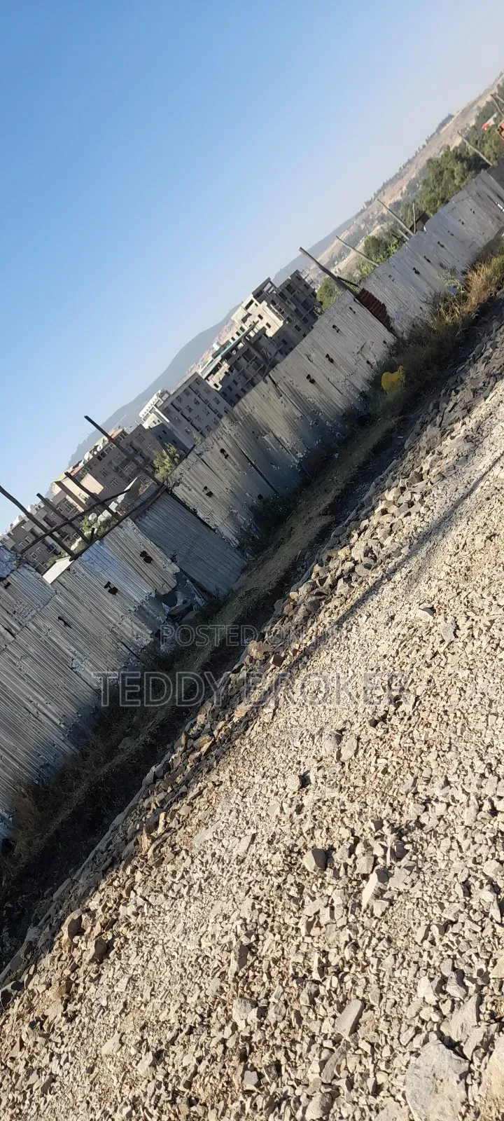 ለሽያጭ የወጣ ቦታ ሃይሌ ጋርመንት ዲያስፖራ ሰፈር