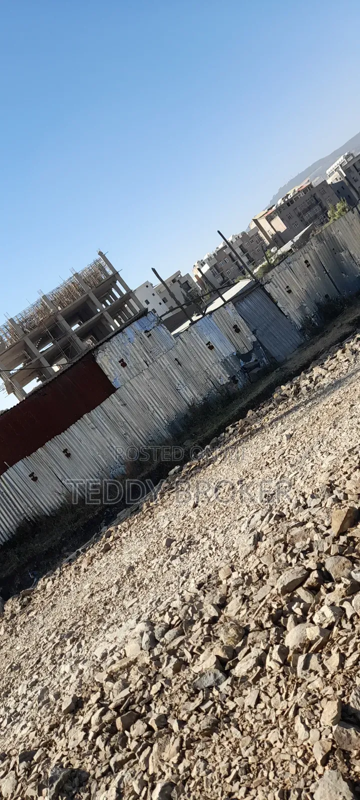 ለሽያጭ የወጣ ቦታ ሃይሌ ጋርመንት ዲያስፖራ ሰፈር