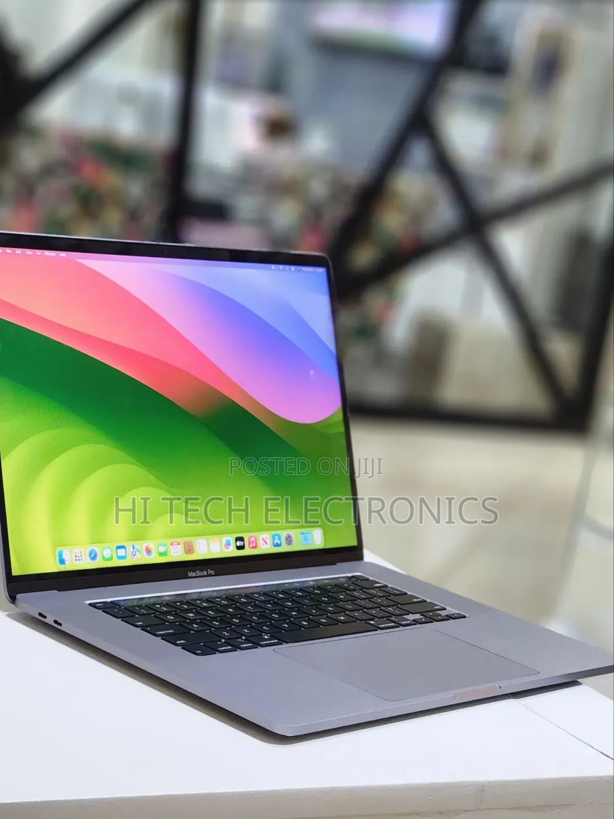 New Laptop Apple MacBook Pro 2019 32GB Intel Core I9 SSD 1T