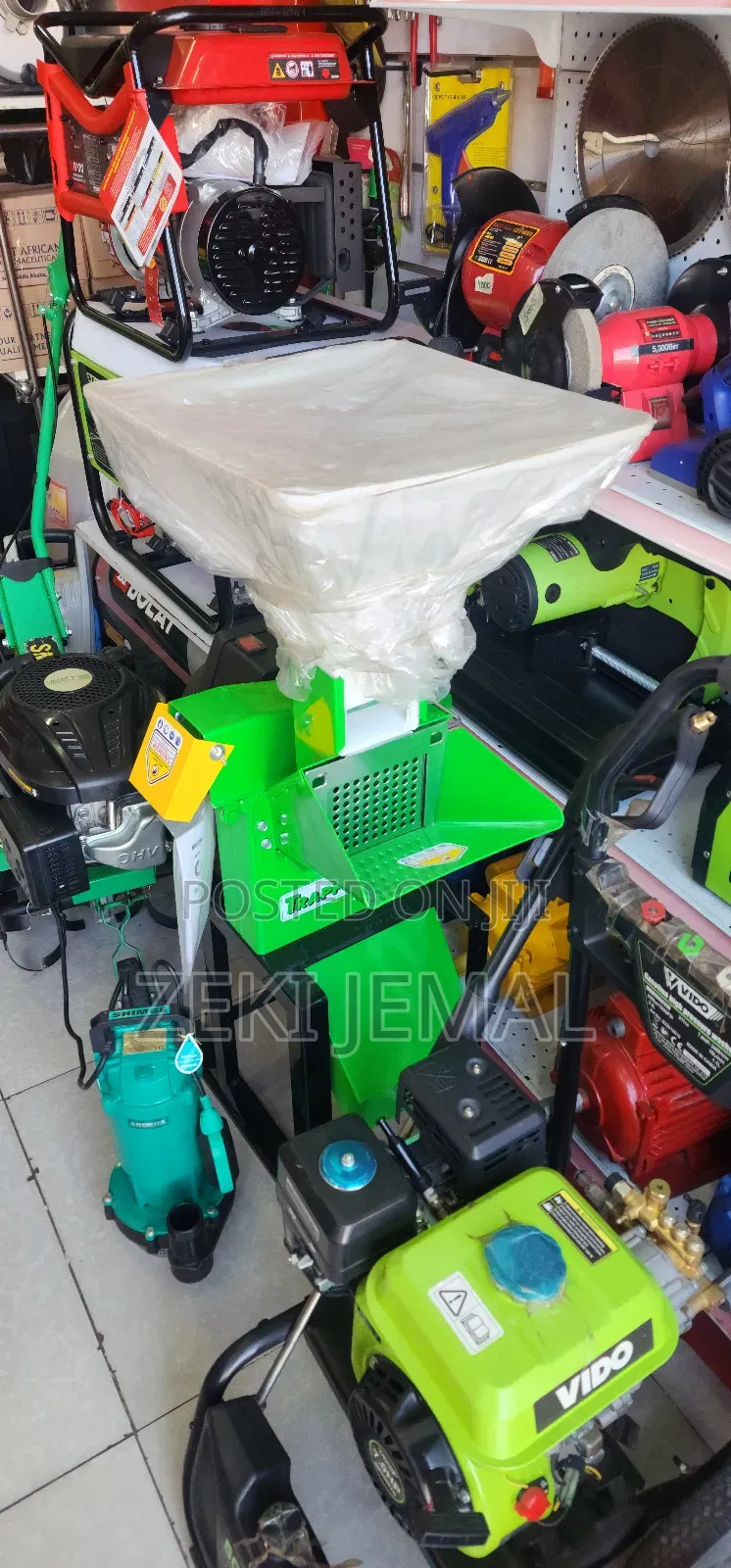 የእንስሳት መኖ ማዘጋጃ TRF 80 Junior 3 in 1 ሶስቱን በአንድ