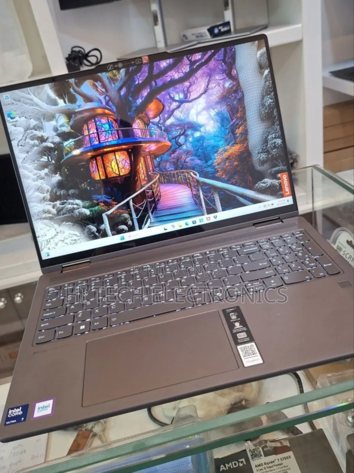 New Laptop Lenovo Yoga 7i 16GB Intel Core Ultra 7 SSD 1T