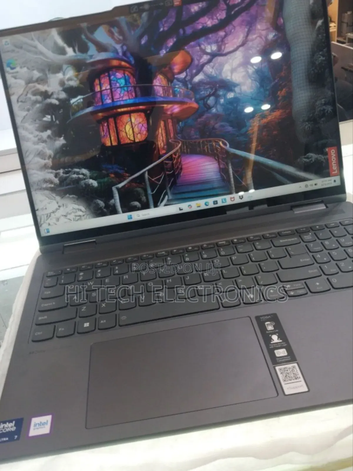 New Laptop Lenovo Yoga 7i 16GB Intel Core Ultra 7 SSD 1T