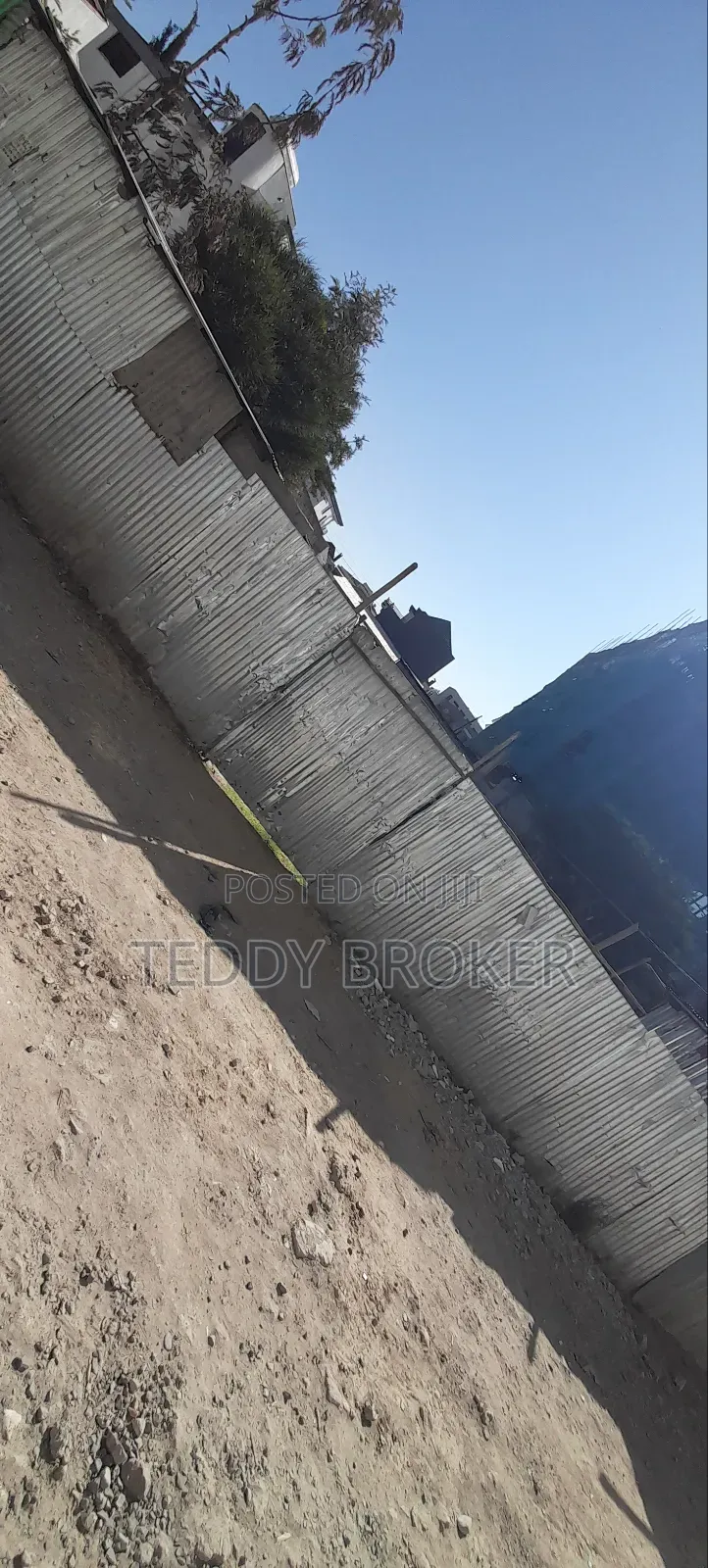 ለሽያጭ የቀረበ ቦታ ሃይሌ ጋርመንት