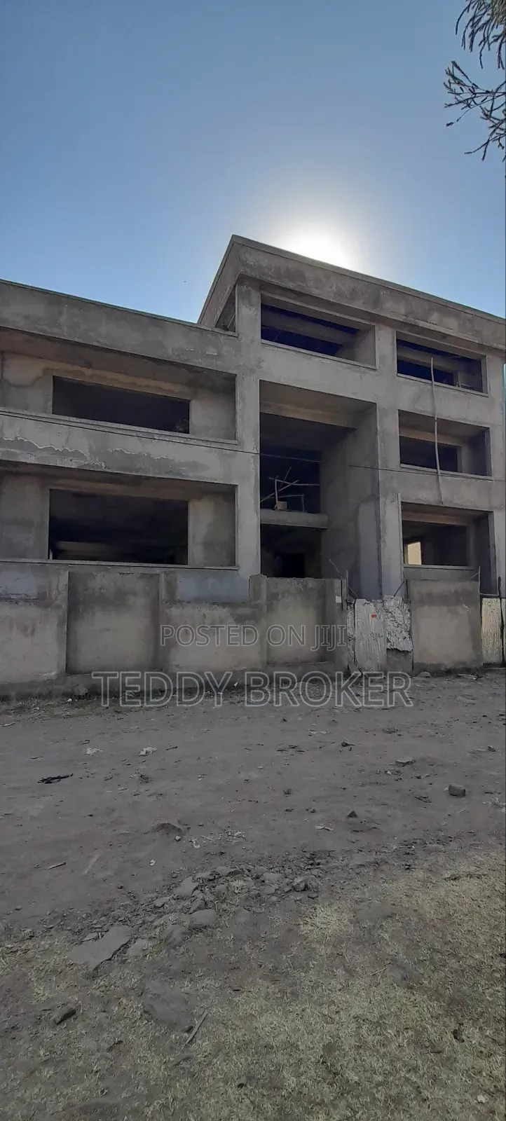 10bdrm House in Haile Garment, Nifas Silk-Lafto for sale