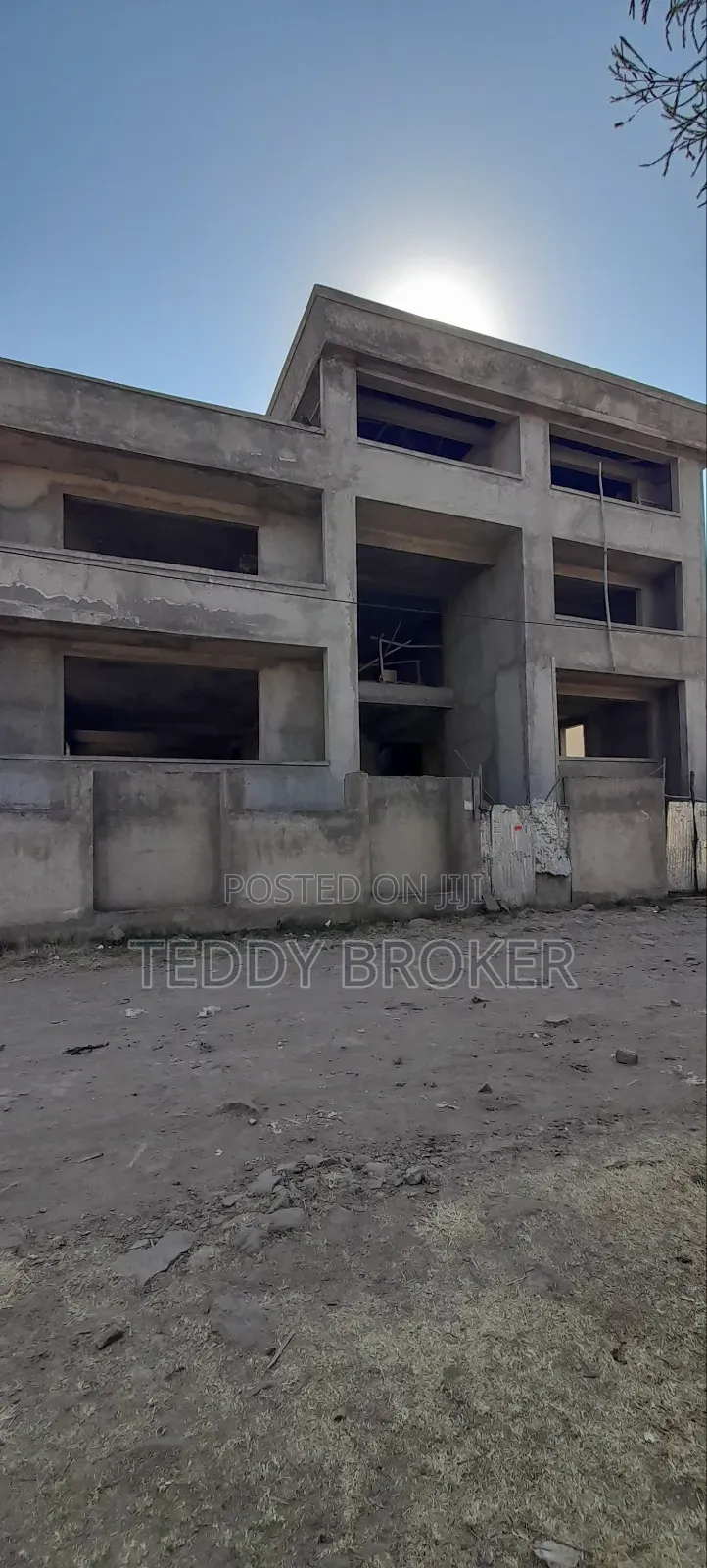 10bdrm House in Haile Garment, Nifas Silk-Lafto for sale