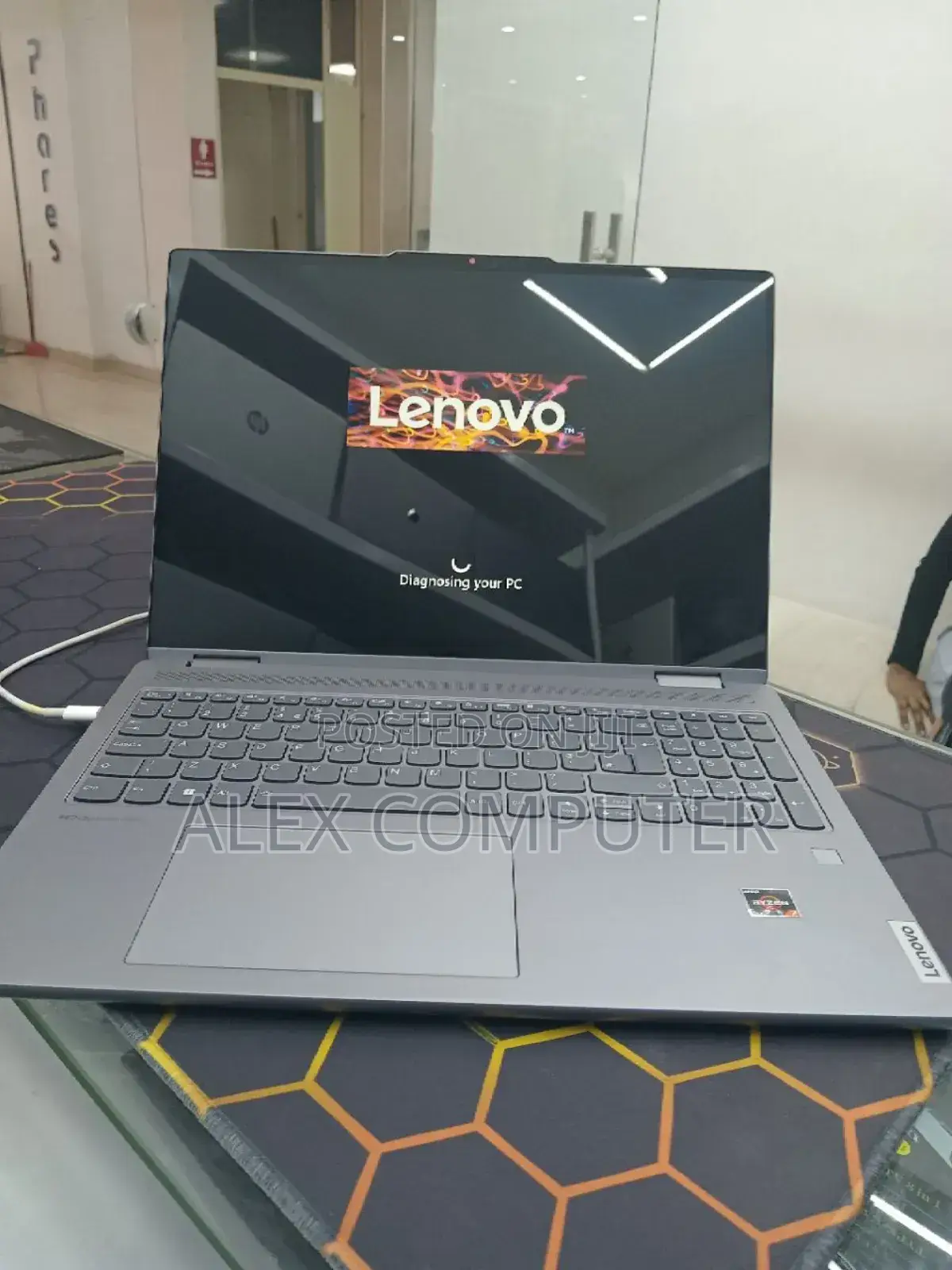New Laptop Lenovo 16GB AMD Ryzen 5 SSD 512GB