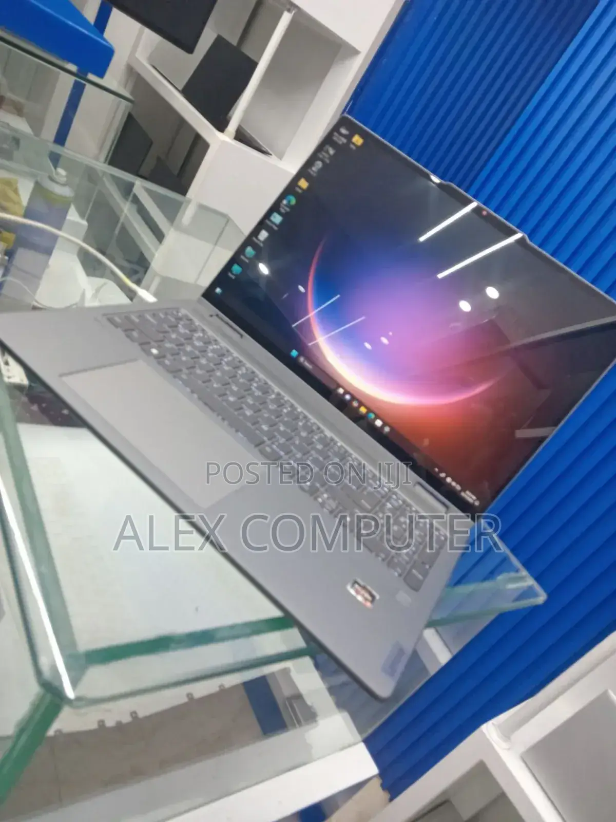 New Laptop Lenovo Yoga 7i 16GB AMD Ryzen 7 SSD 512GB