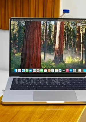 New Laptop Apple MacBook Pro M1 32GB Apple M1 Pro SSD 1T