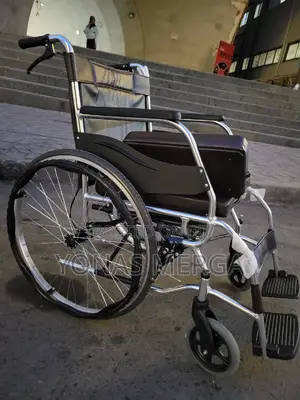 Toilet Wheelchai文楹wheelchair//; Perfect for Indoor/Outdoor Use