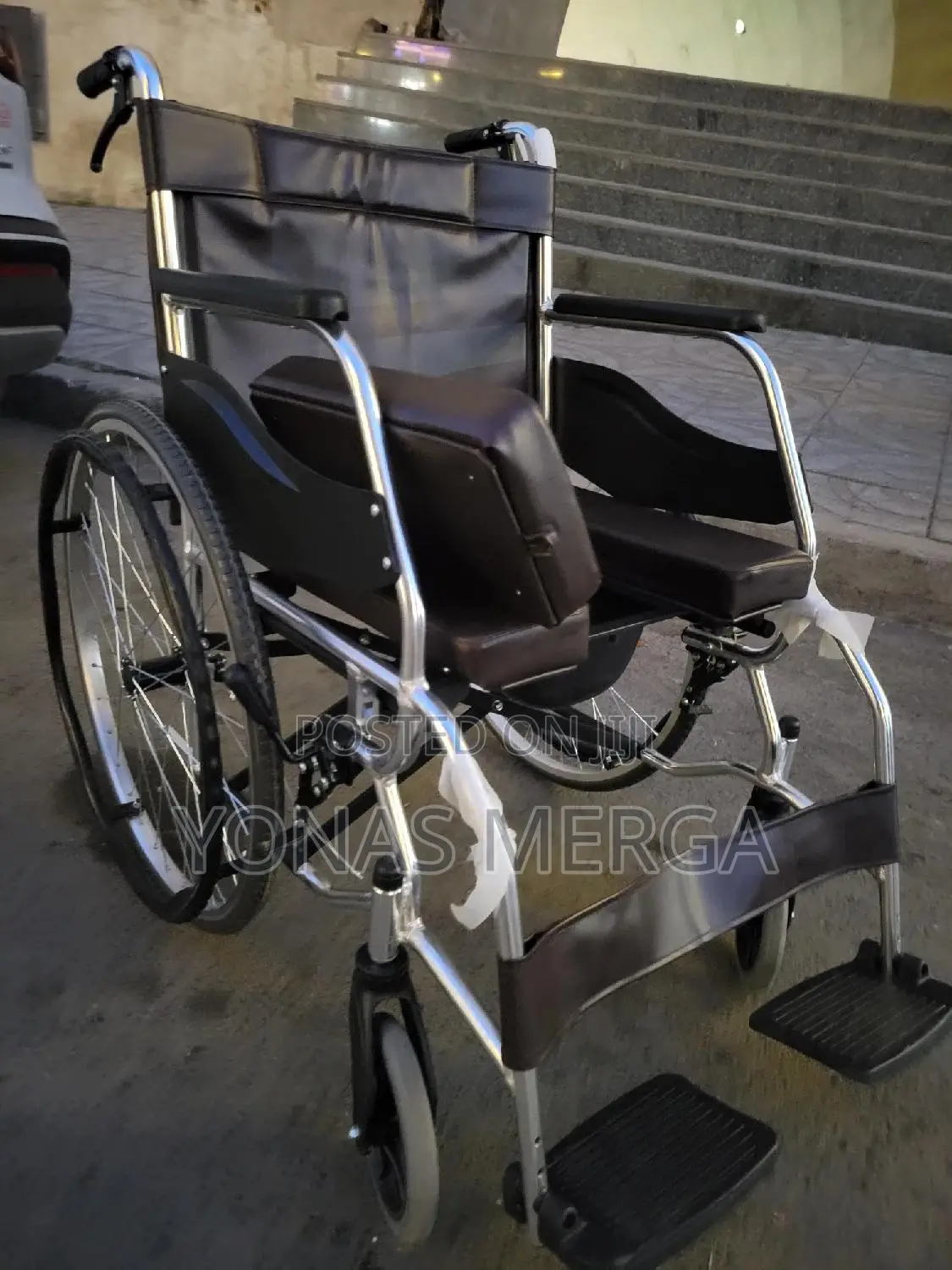 Toilet Wheelchair矩又wheelchair囗囗comfortable Fit in This Wheelchair