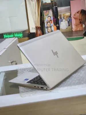Photo - New Laptop HP EliteBook 840 G8 16GB Intel Core I7 SSD 512GB