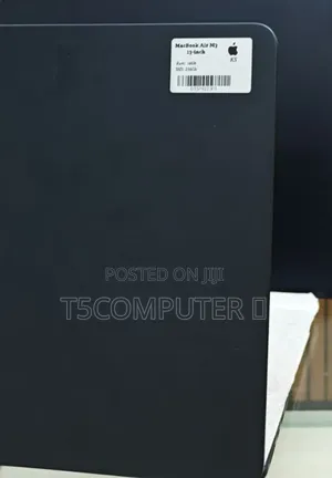 New Laptop Apple MacBook Air 2024 M3 13-Inch 8GB Apple M3 SSD 256GB