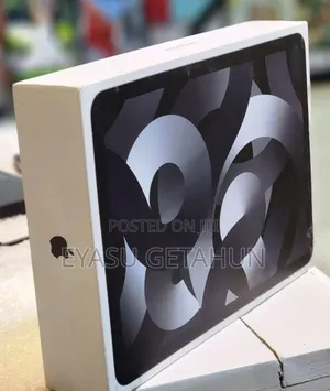 Photo - New Apple iPad Air 64 GB