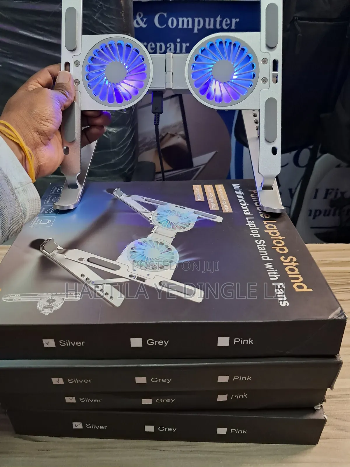 Portable and Foldable Pc and Laptop Stand