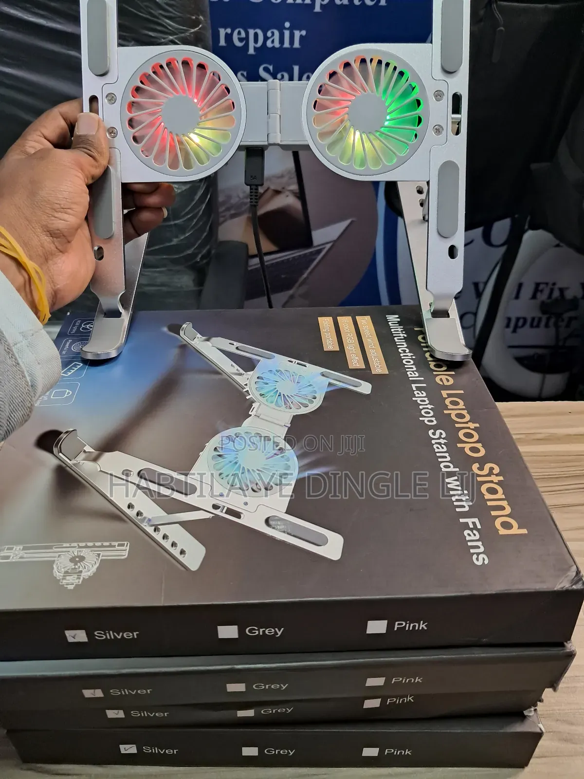 Portable and Foldable Pc and Laptop Stand